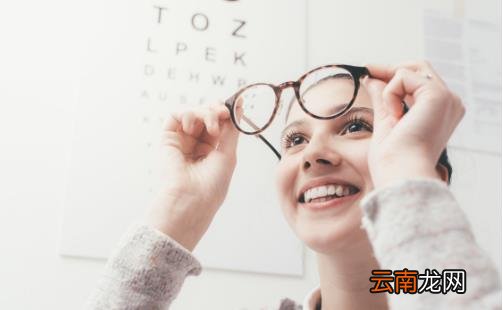 左右眼近视度数不同是怎么回事 近视眼重在预防