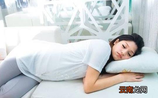 出现孕吐症状特别严重 推荐十个缓解孕吐的方法