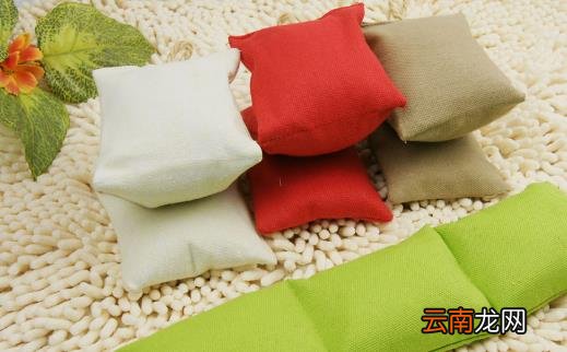 解决房间或汽车内部的甲醛问题 竹炭包的科学用法