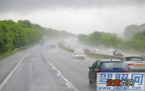 开车9大误区，老司机常失手，新手最少犯5个以上！
