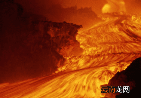 火山喷发的原因是什么