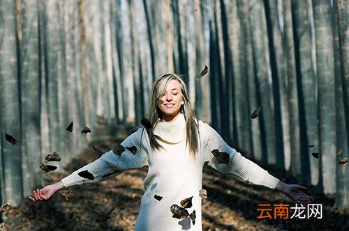 蚊香灰泡水有什么用,蚊香灰泡水怎么做