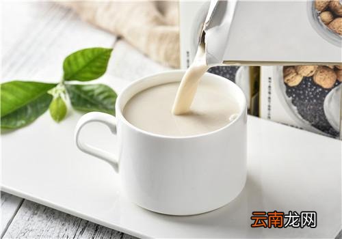 盒装牛奶加热有毒吗,盒装牛奶怎样正确加热