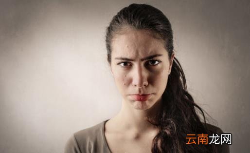 拯救晚睡一族肌肤危机 熬夜前熬夜中熬夜后肌肤护理