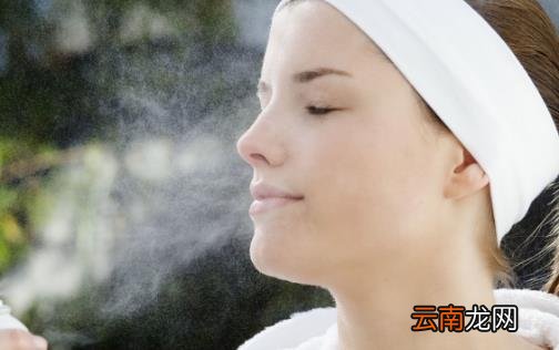 爽肤水的十大经典用法 爽肤水用手拍还是用化妆棉擦