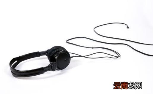 不小心耳机里面进水了 耳机进水具体处理方法
