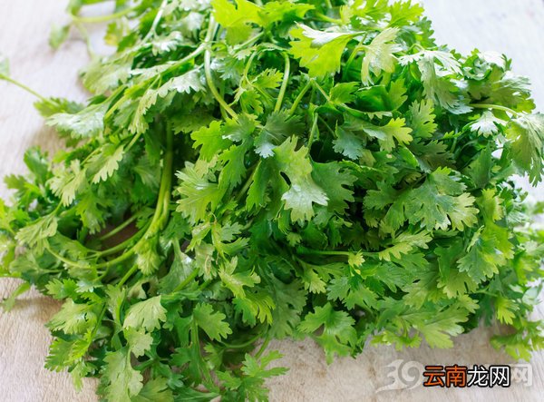 怎样减少蔬菜上的农药残留？