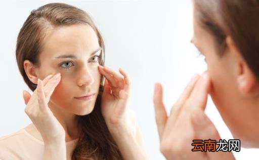 挡不住的鱼尾纹帮你有效应对 去鱼尾纹的小偏方大全