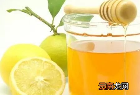 柠檬蜂蜜水有什么好处 喝对了才会有效果