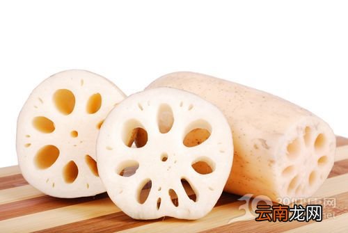 夏季养脾胃吃什么？看下莲藕蒸绿豆吧！