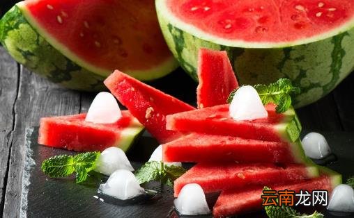 怀胎十月着实不易 平常做到这些帮你缓解孕期水肿