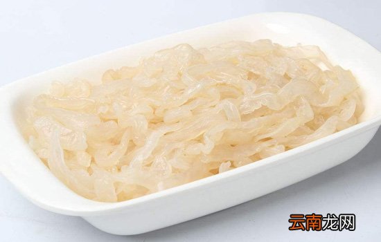 凉拌海蜇丝需要焯水吗 海蜇丝怎么焯才不缩水还爽脆