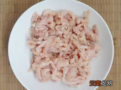 鱼香肉丝的家常做法 鱼香肉丝这样炒好吃极了