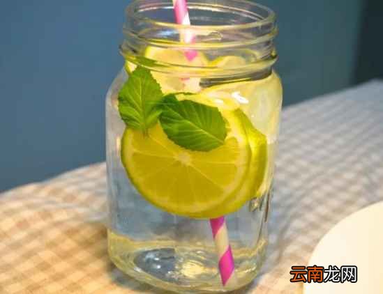 十款冰凉的夏日蜜饮 等着你来做哟