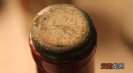 酒塞发霉酒还能喝吗 酒塞发霉的原因分析