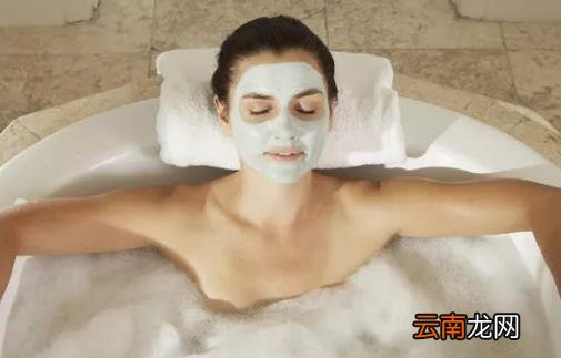 敷面膜的八大注意事项 把握敷面膜的最佳时间很重要