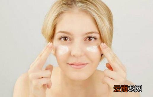 夏天控油有奇效 这个夏天别再做个油腻腻的女人