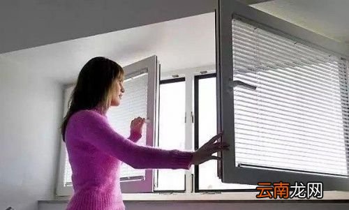 开空调后为什么要开窗户通风