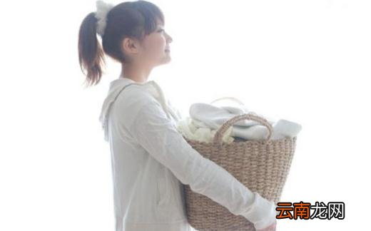 清洗和收藏羽绒服的小技巧