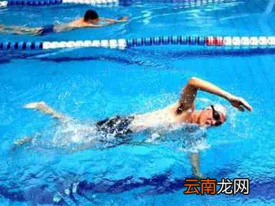 老人能游泳吗