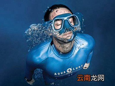 潜水时是用嘴呼吸吗