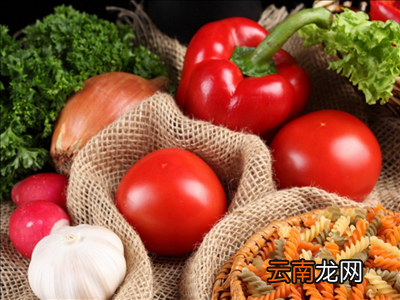 爬山后膝盖疼吃什么好