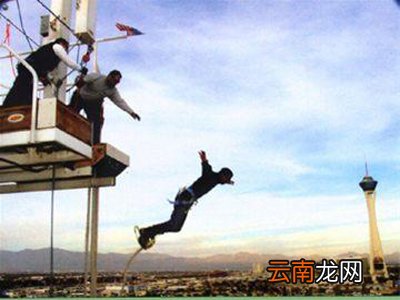 蹦极可以戴美瞳吗