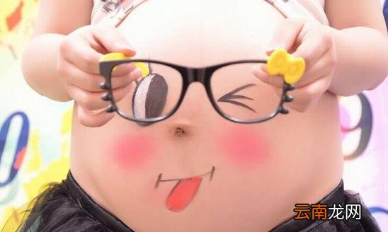孕妇羊水少能顺产吗