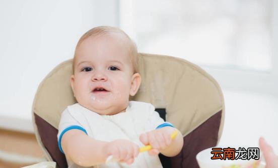 吃饭会影响孩子的一生 大人在饭桌的言行举止对孩子影响大