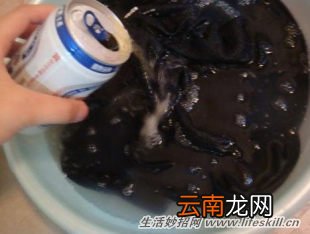 黑色衣服褪色了怎么办？