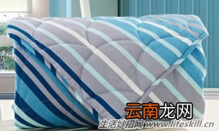 空调被可以用洗衣机来洗吗？