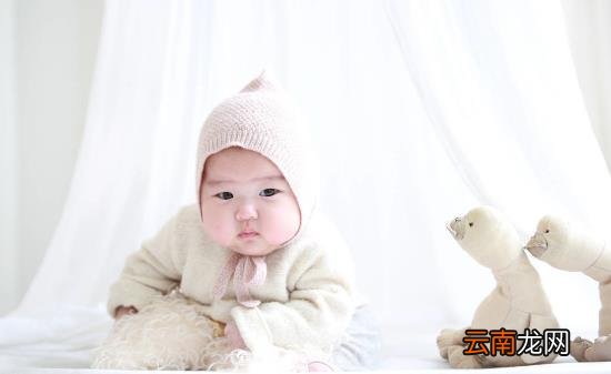 小儿重症肺炎往往累及心脏 小儿肺炎呼吸困难怎么办