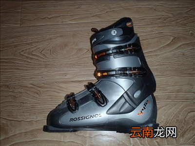 滑雪鞋怎么系带