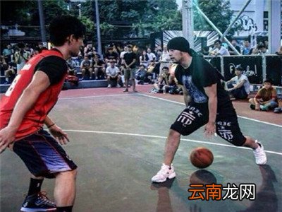 打篮球如何保护脚踝