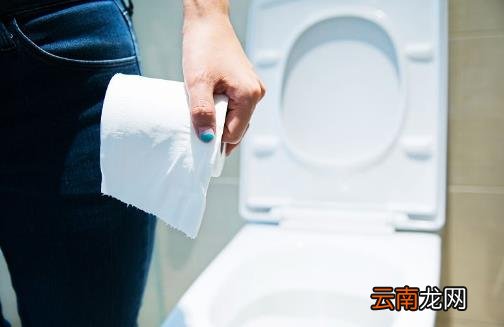 排便时是蹲着好还是坐着好 恢复排便的饮食小方法