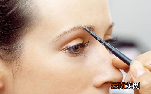 腋毛眉毛挡汗御尘 盘点人体各部位毛发的用处