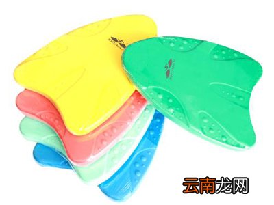 浮板对学游泳有用吗
