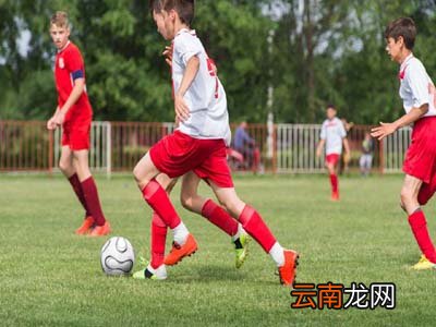 踢球踢成罗圈腿怎么办
