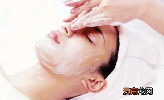 刚开始做美容皮肤为什么黑了 多大年纪开始做美容