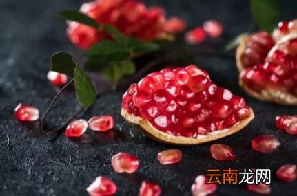 石榴连籽一起吃有什么影响 石榴可以连籽一起吃吗