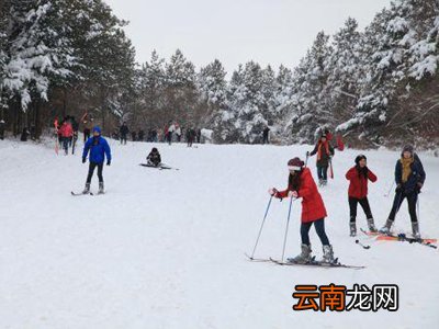 成都有滑雪的地方吗