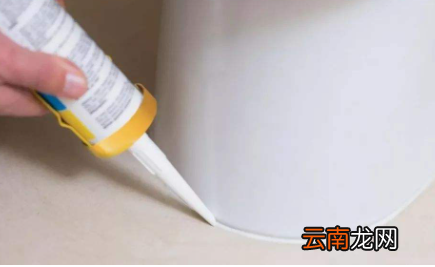 洗手池玻璃胶发霉怎么办-玻璃胶容易发霉吗