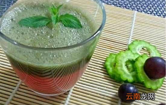苦瓜和什么一起榨汁喝 苦瓜榨汁怎么做减少苦味