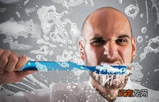 导致牙齿发黄的5大原因 搭配不同的食物进行美白牙齿