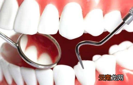 导致牙齿发黄的5大原因 搭配不同的食物进行美白牙齿