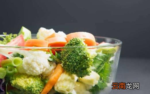 心经当令的午时应护养好心气 午时放松少耗神