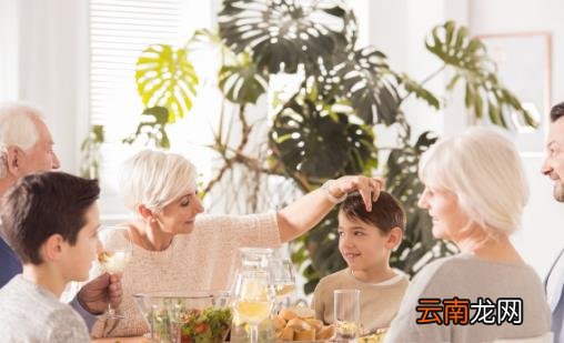 吃饭速度过快的六大伤害 能降低吃饭速度的小妙招