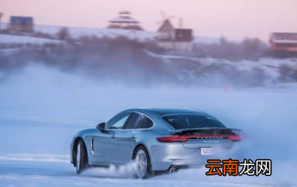 雪天车辆要不要打开防侧滑-雪天开车防滑技巧
