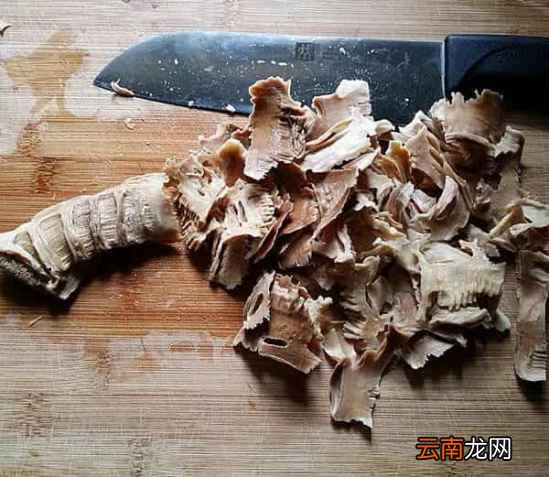 冬笋炒五花肉的做法 五花肉这样吃不油腻