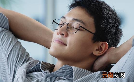 闭目养神对健康能起大作用 教你6闭目调养身心的方法